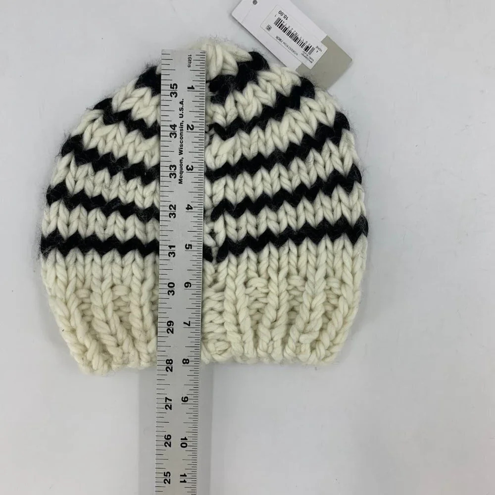 BP Nordstroms Women's Chunky Knit Striped Fitted Beanie One Size NWT - Picture 7 of 7